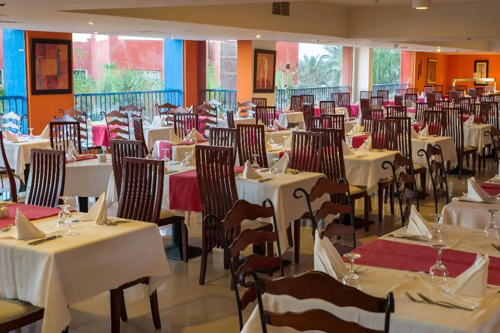 Restaurant, Cardina Resort, Red Sea Riviera