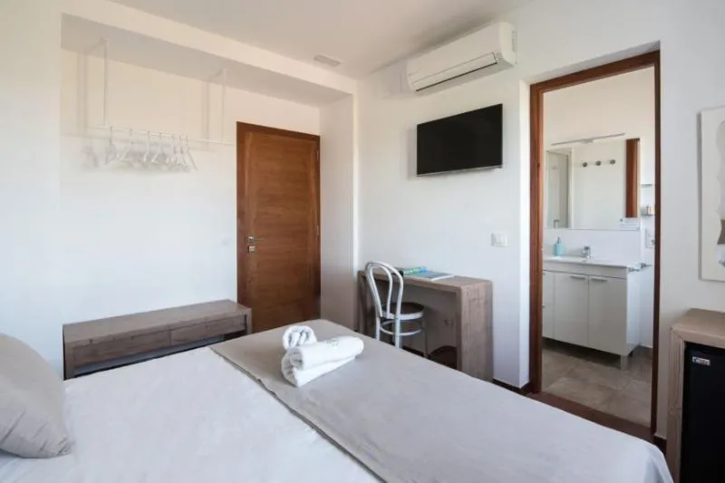 DOUBLE STANDARD Room, Agroturismo Son Juaneda, Menorca
