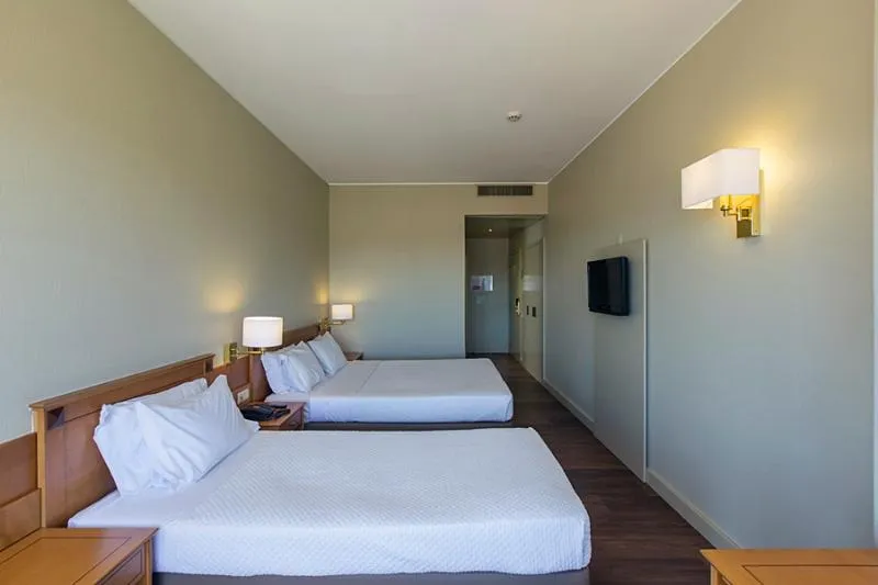 TRIPLE STANDARD Room, Fundador, Porto