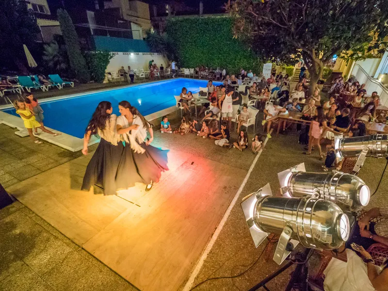 Sports and Entertainment, Checkin Pineda, Costa Brava