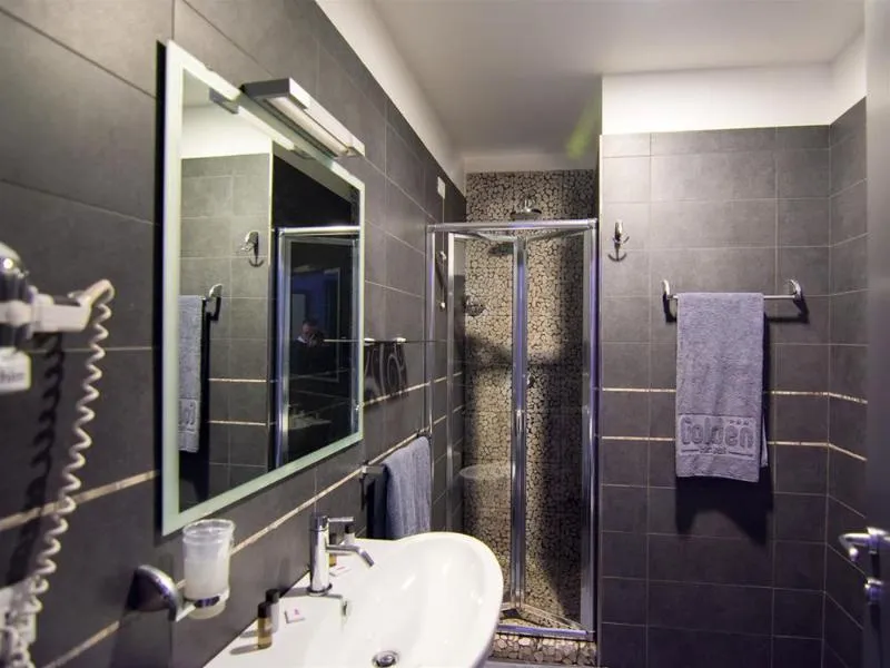 Double or Twin STANDARD Room, Golden Hotel srl, Naples