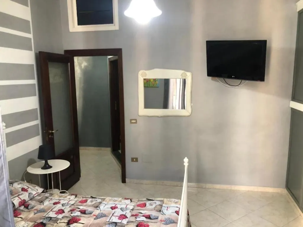 APARTMENT CITY VIEW ONE BEDROOM Room, Iris, Naples