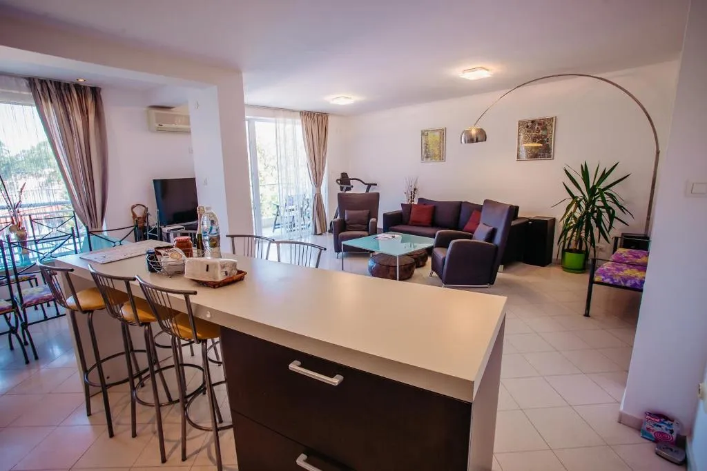 General view, MNG Holiday Apartments, Bourgas