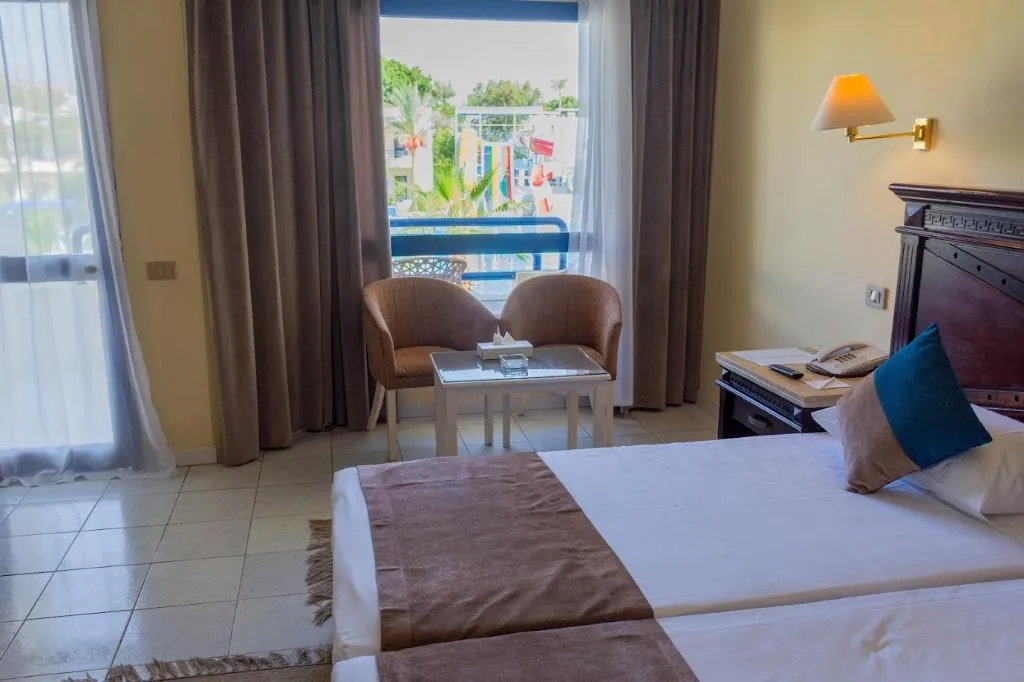 SINGLE POOL VIEW Room, Cataract Sharm Resort, Red Sea Riviera