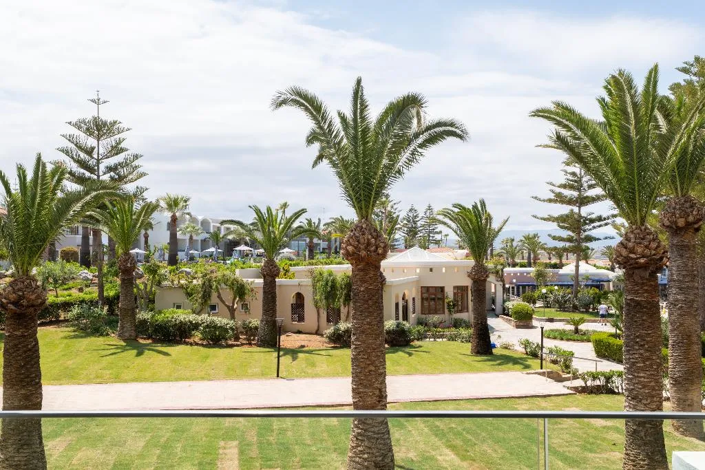 DOUBLE SINGLE USE GARDEN VIEW Room, Iberostar Waves Creta Panorama & Mare, Crete