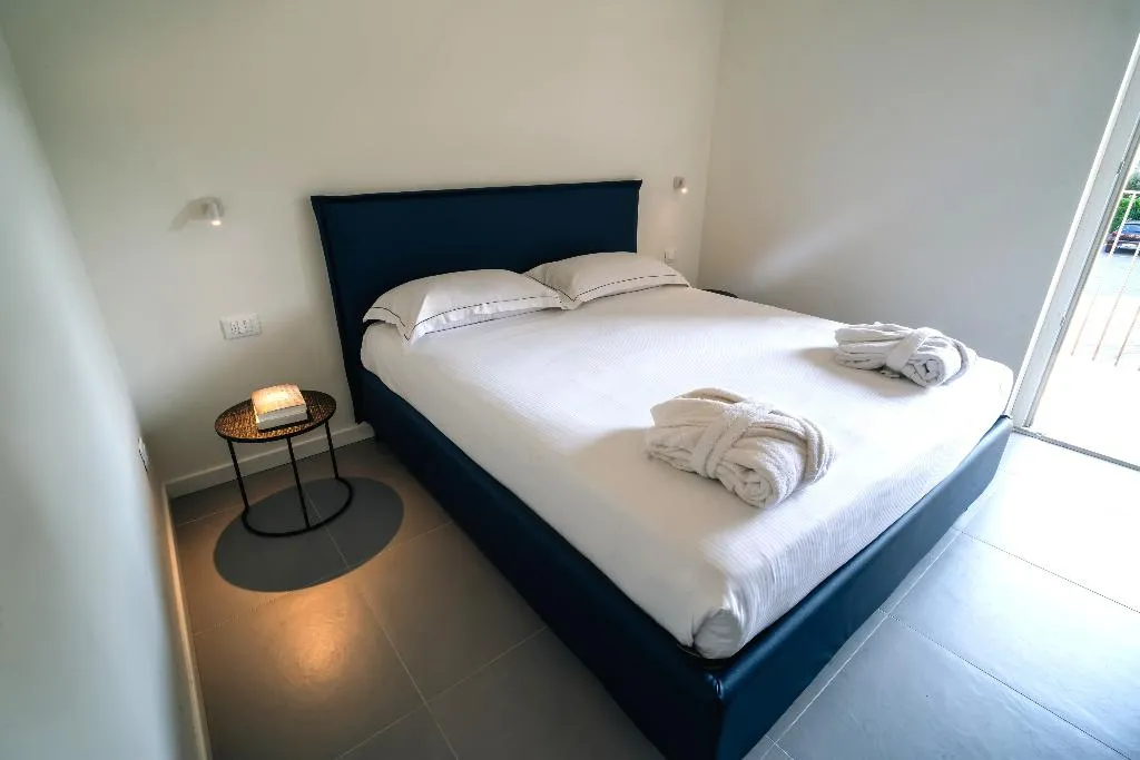 APARTMENT BUSINESS Room, Phi Apartments Bergamo, Milan