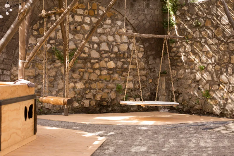 Sports and Entertainment, Relais Regina Giovanna, Naples