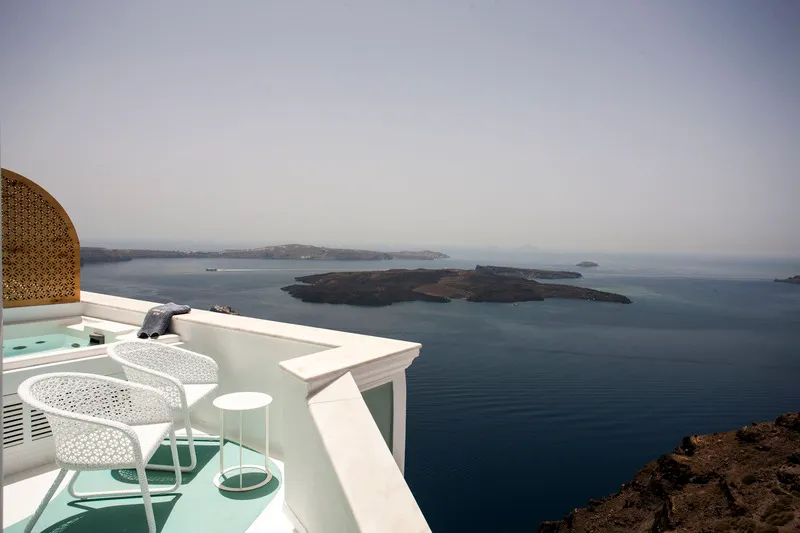 SUITE WITH JACUZZI Room, Andronikos Santorini, Santorini