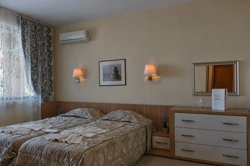 APARTMENT ONE BEDROOM ONE BATHROOM Room, Alexandra Hotel, Bourgas