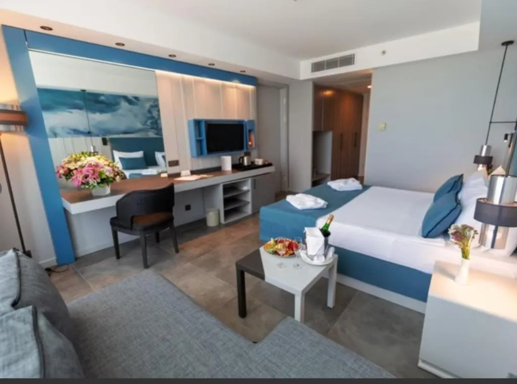 TRIPLE LAND VIEW Room, Crystal Centro Pearl Collection, Antalya