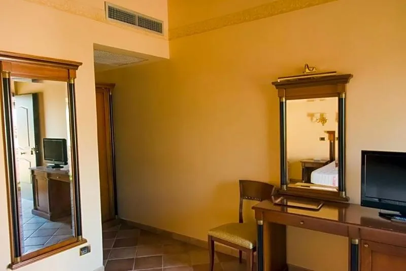 Room, Hotel Quadrifoglio Roma Eur, Rome