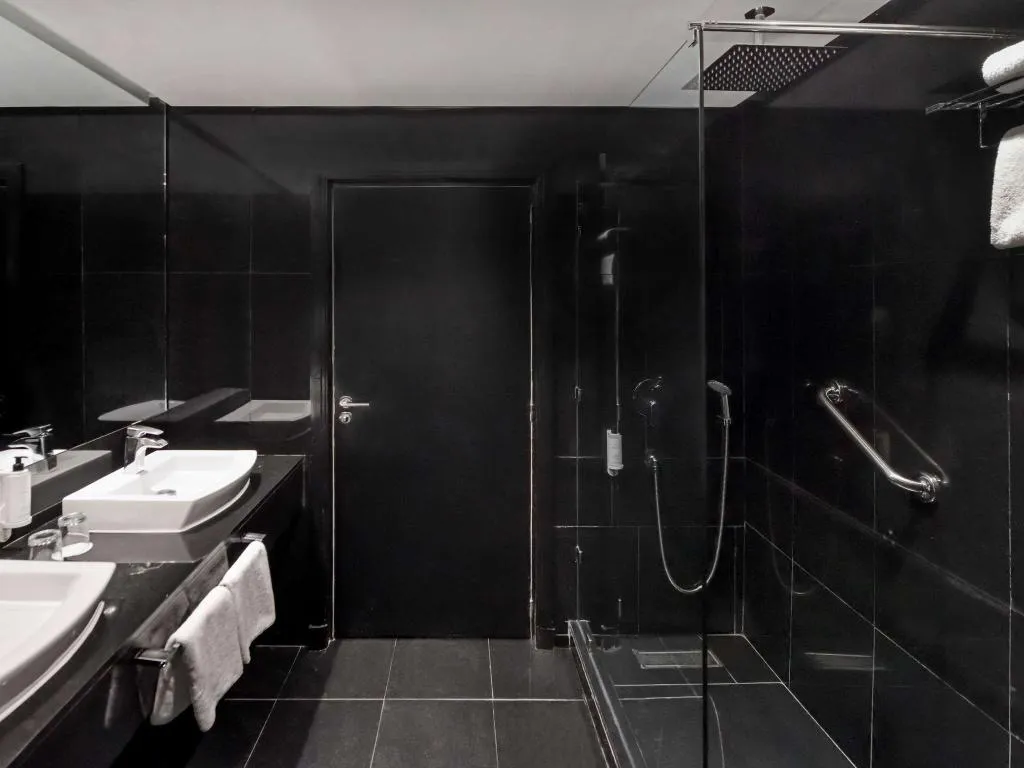 SUITE DELUXE KING BED Room, Movenpick Hotel Casablanca, Casablanca