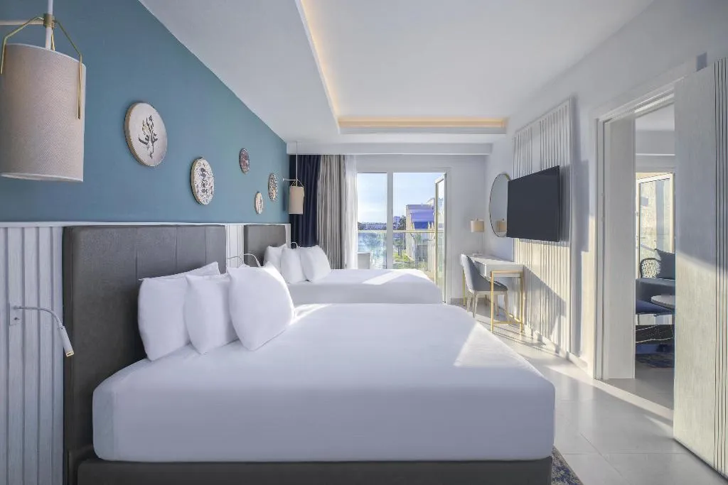 SUITE PARTIAL SEA VIEW Room, Hilton Skanes Monastir Beach Resort, Tunisia
