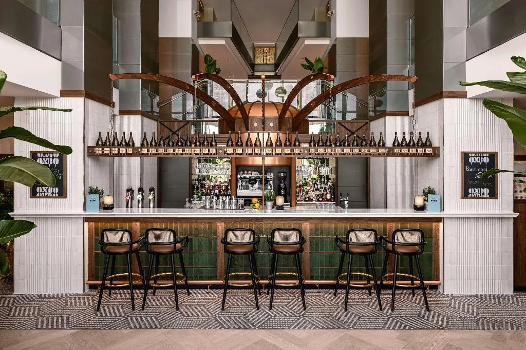 Bar, Hilton Vienna Waterfront, Vienna