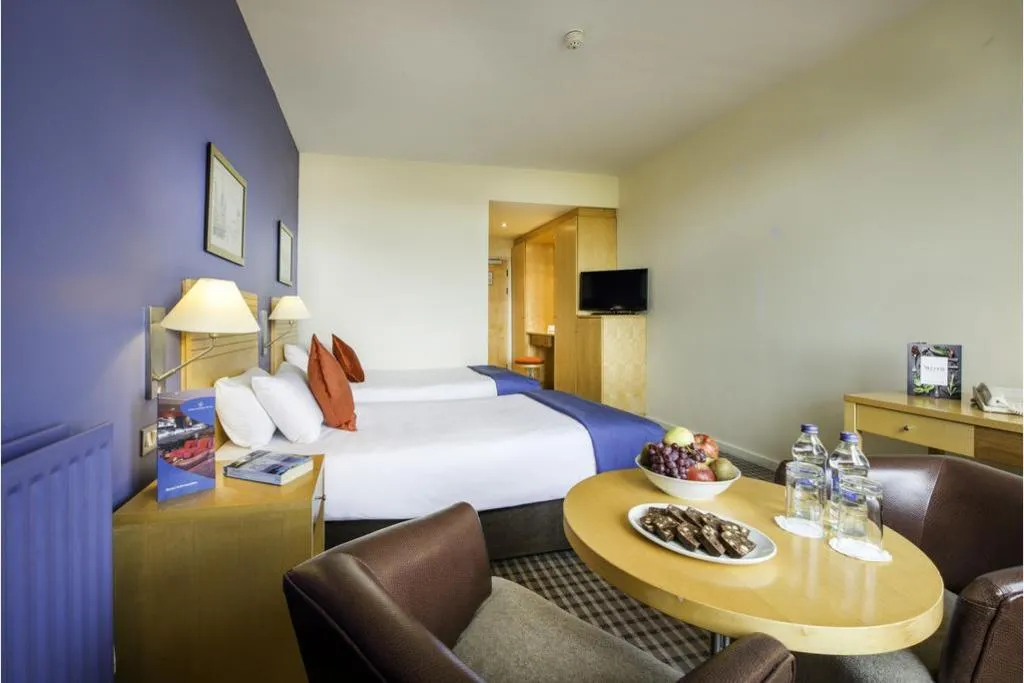 FAMILY ROOM STANDARD Room, Cork Airport Hotel, Cork