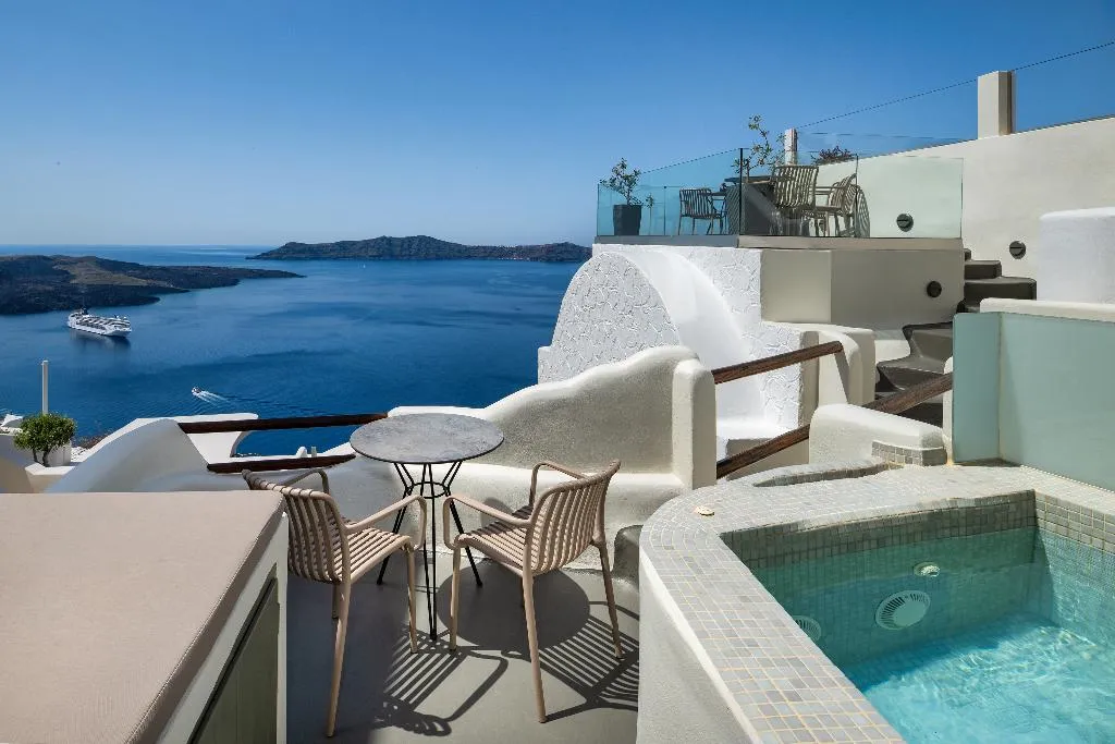 SUITE WITH JACUZZI Room, Athina Luxury Suites, Santorini