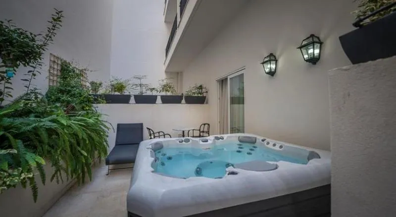 SUITE DELUXE Room, Holm Boutique & Spa, Malta