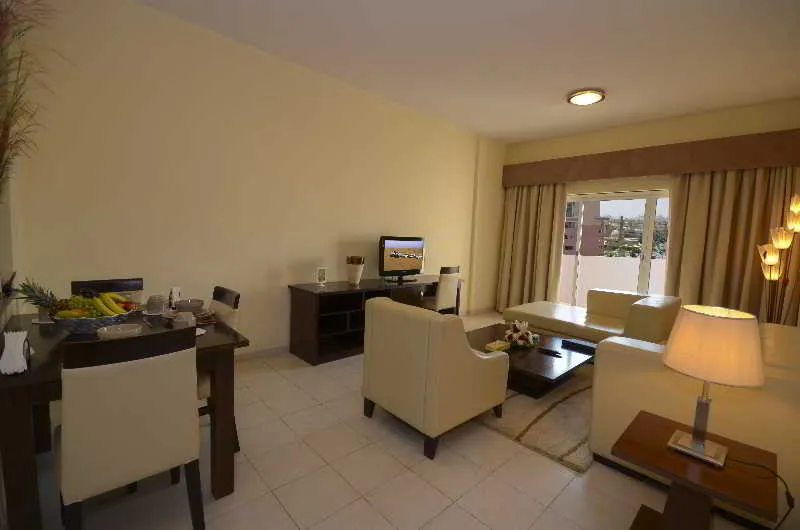 Room, Parkside Suites, Dubai