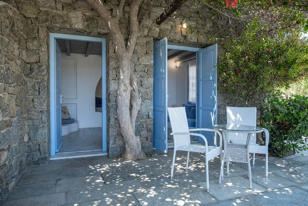 JUNIOR SUITE GARDEN VIEW Room, Nama Villas, Mykonos