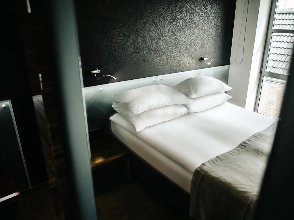 Double or Twin STANDARD Room, Q Hotel Grand Cru Gdansk, Gdansk
