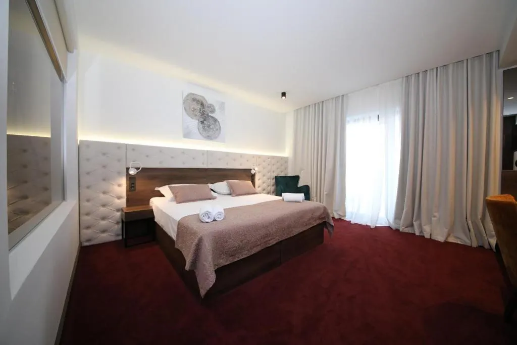 Double or Twin TWO BEDS Room, Hotel Scala, Split
