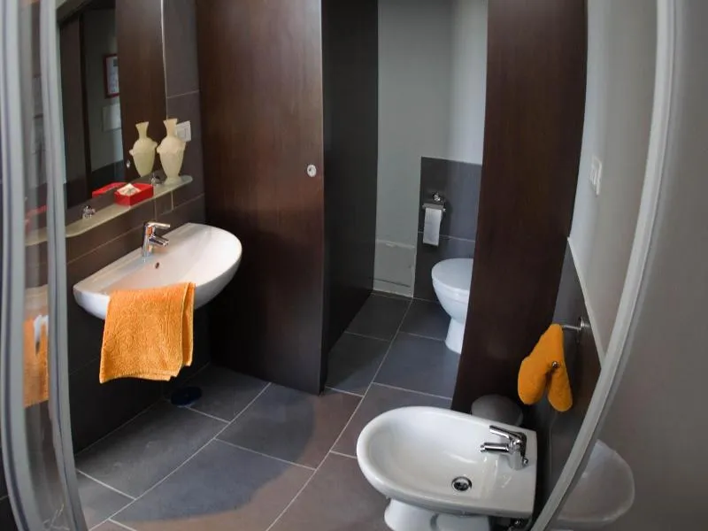 QUADRUPLE STANDARD Room, Guest House Civico 16, Naples