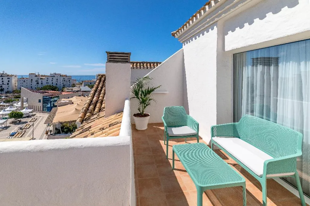 JUNIOR SUITE STANDARD Room, Occidental Puerto Banús, Costa Del Sol