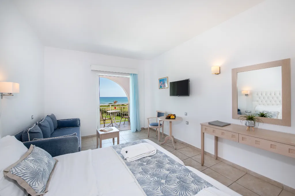 DOUBLE SEA FRONT Room, Delfina Tropic Beach, Crete