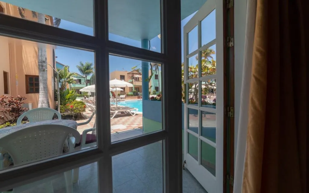 APARTMENT KING SIZE BED Room, Club Vista Serena, Gran Canaria