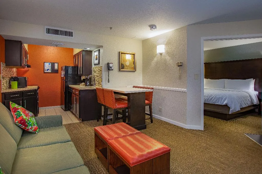 APARTMENT ONE BED Room, Sonesta Es Suites Orlando - Lake Buena Vista, Orlando