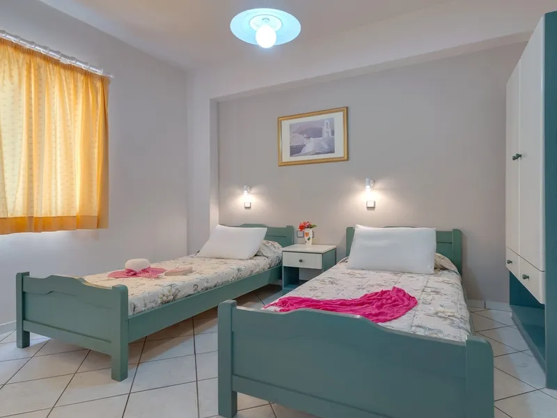 FAMILY ROOM GARDEN VIEW Room, Athena Apartments, Crete