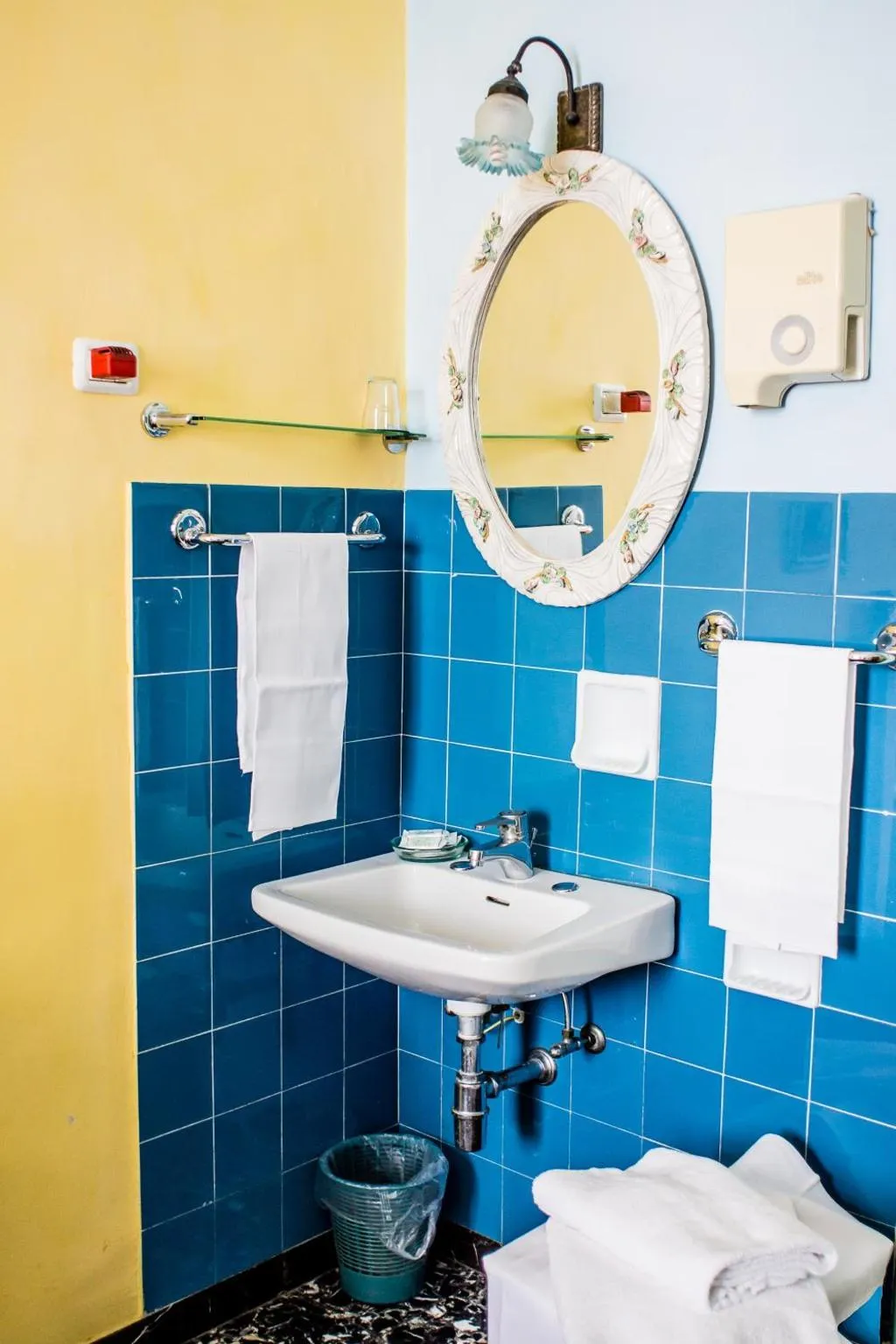 DOUBLE WITH SHARED BATHROOM Room, Il Bargellino, Florence