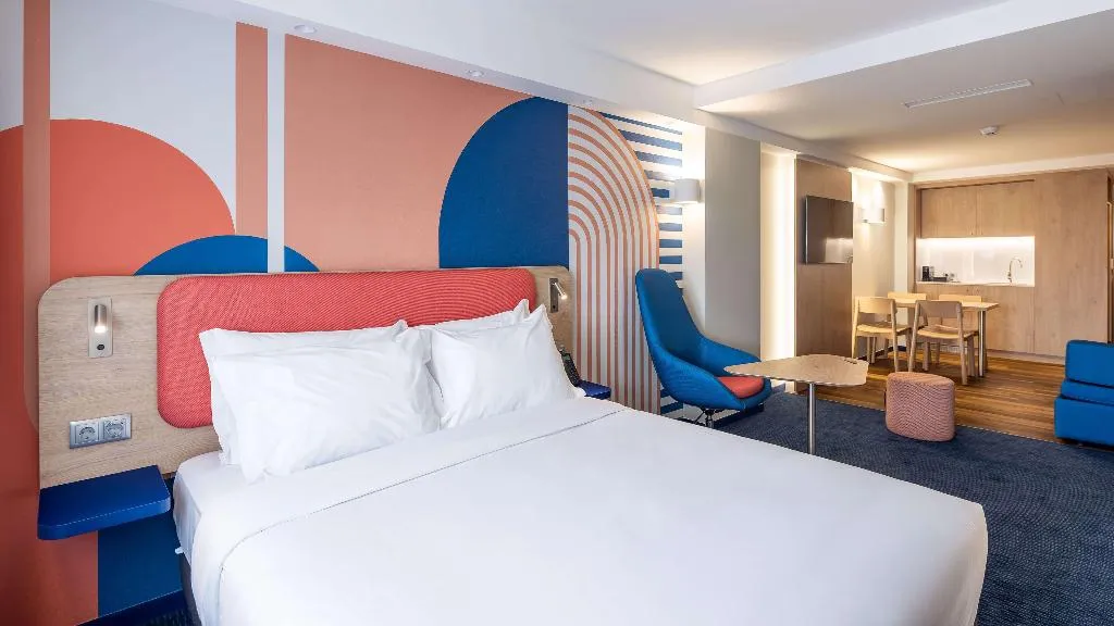Double or Twin PREMIUM Room, Holiday Inn Express Lisbon Principe Real, by IHG, Lisbon