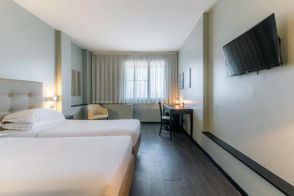 Room, Smart Hotel King, Milan