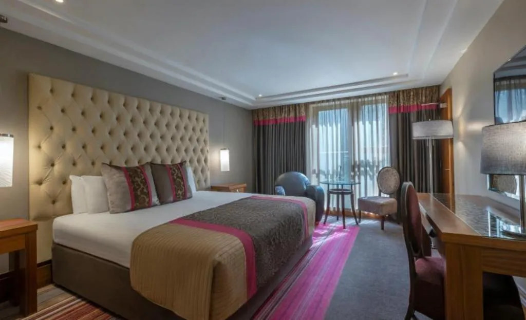 TWIN STANDARD Room, The Maritime Hotel Bantry, Cork