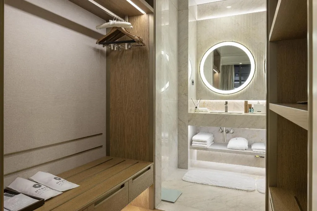 SUITE STANDARD Room, Grand Hyatt Izmir Istinyepark, Izmir