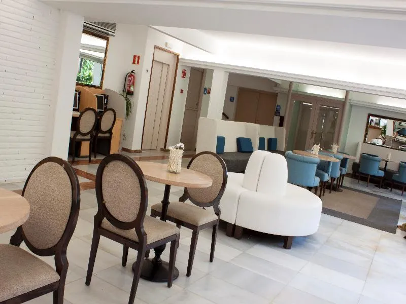 Lobby, Subur Maritim, Costa Brava