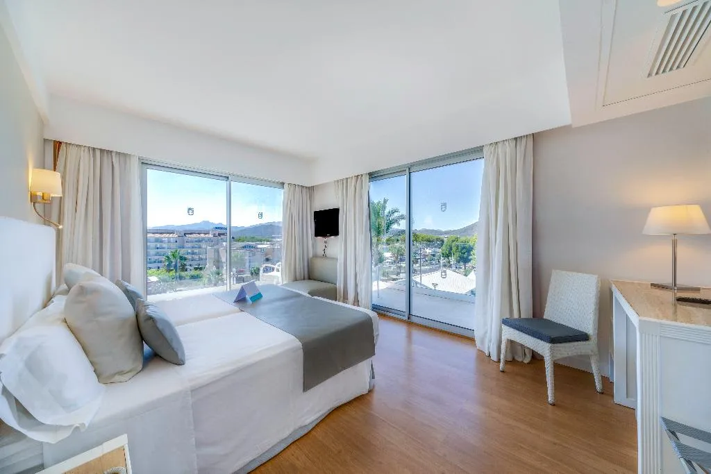 JUNIOR SUITE STANDARD Room, Playa Esperanza Resort, Majorca
