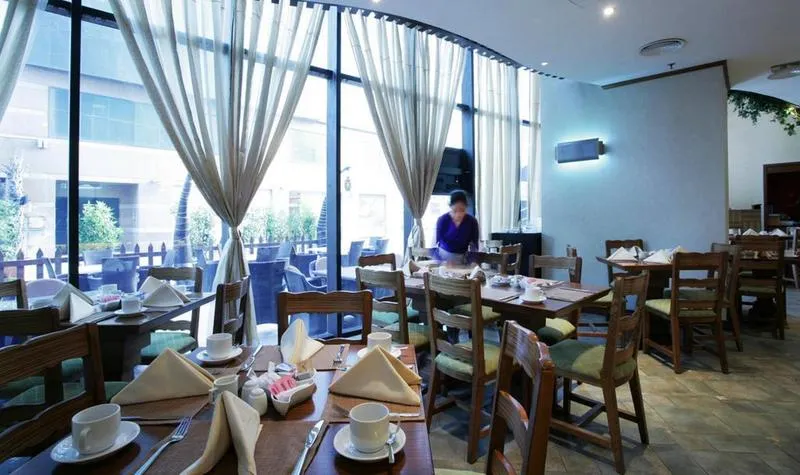 Restaurant, Al Salam Hotel Suites, Dubai