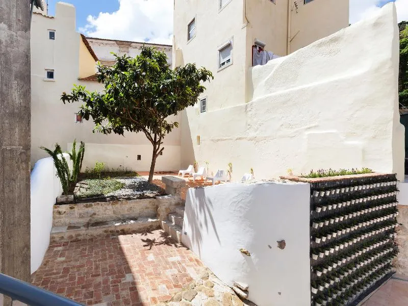 Terrace, Hello Lisbon Castelo Apartments, Lisbon