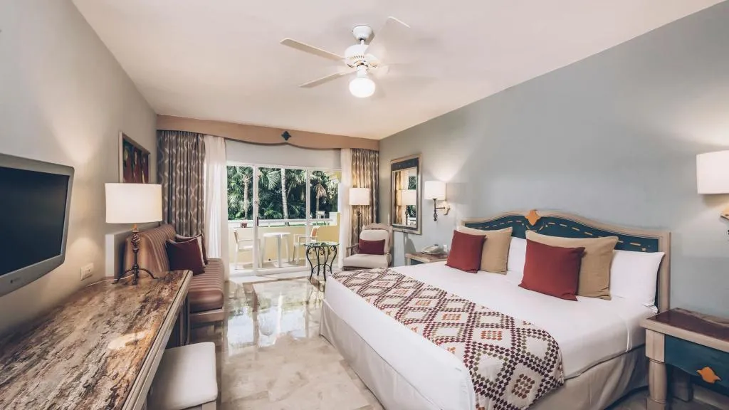 SINGLE STANDARD Room, Iberostar Waves Paraiso del Mar All Inclusive, Cancun Area