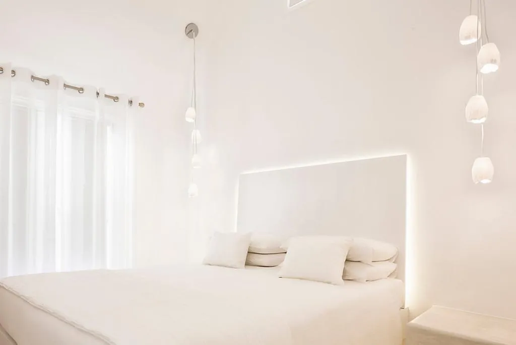 JUNIOR SUITE STANDARD Room, Art Hotel, Santorini