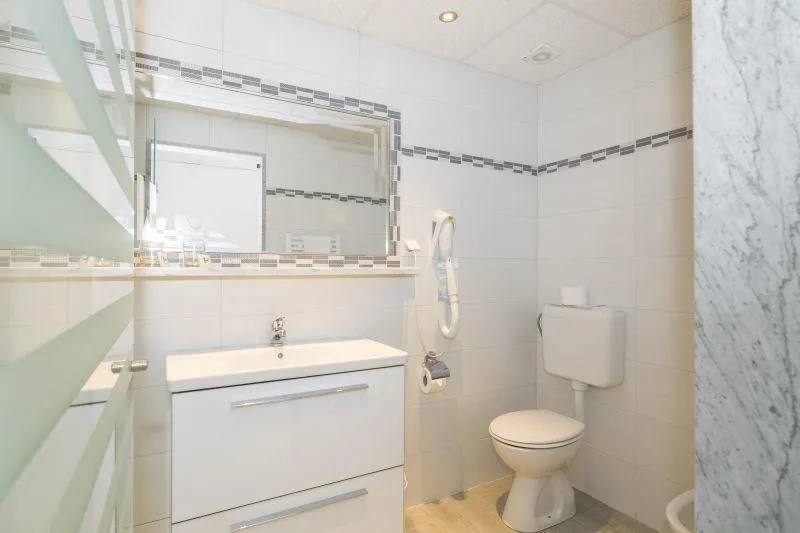 DOUBLE WITH BALCONY Room, Hotel Hedera, Istria