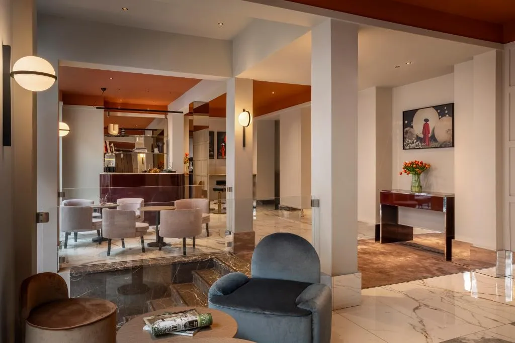 Lobby, Palazzo Buenos Aires, Milan
