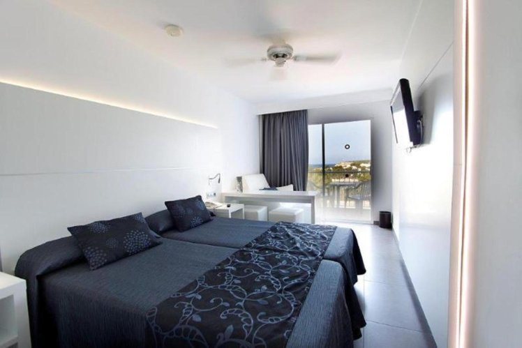 BG Hotel Portinatx Beach Club, Ibiza