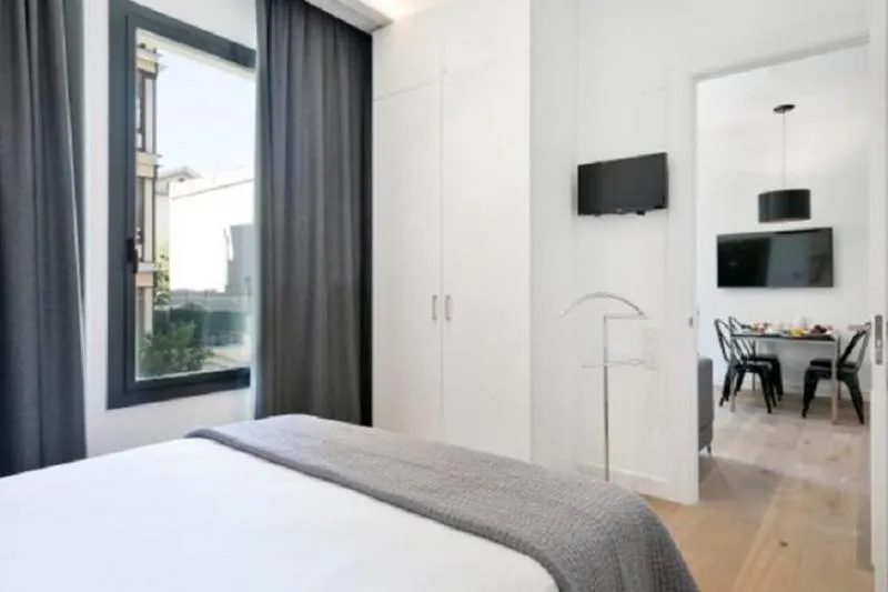 APARTMENT ONE BEDROOM Room, Murmuri Residence Mercader, Barcelona