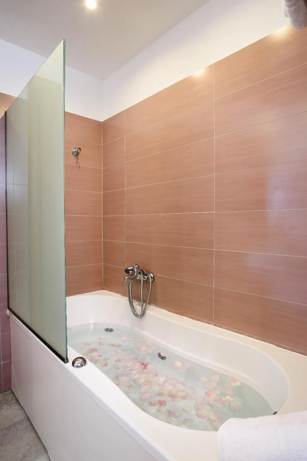 SUITE HONEYMOON Room, Matina Pefkos Aparthotel, Rhodes