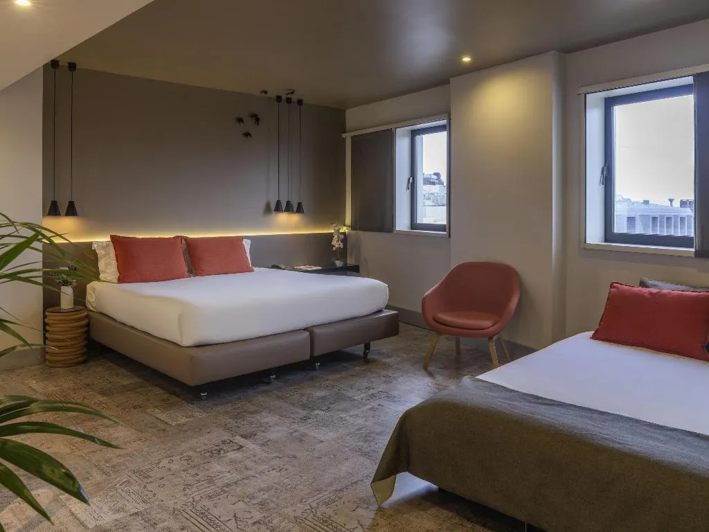 JUNIOR SUITE WITH DOUBLE BED Room, Mercure Porto Centro Santa Catarina, Porto