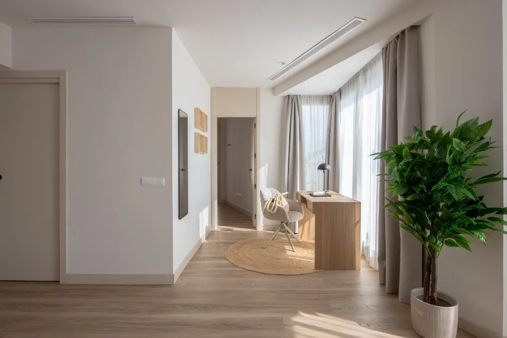 APARTMENT DELUXE TWO BEDROOM Room, Libere Malaga Plaza Del Siglo, Costa Del Sol