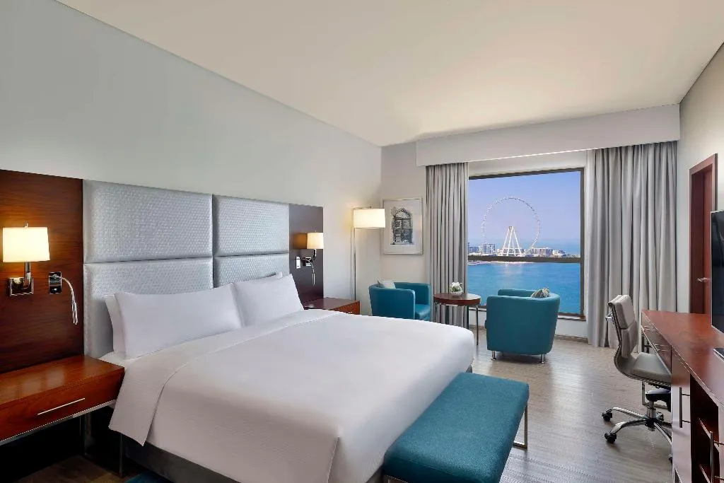 FAMILY ROOM SEA VIEW THREE BEDROOMS Room, Hilton Dubai The Walk, Dubai
